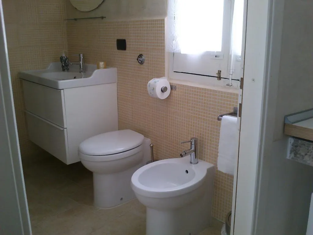 Corte Regina Isabella Appartamento Lecce 0*,