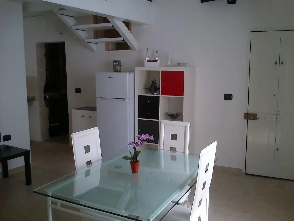 Corte Regina Isabella Appartamento Lecce 0*,