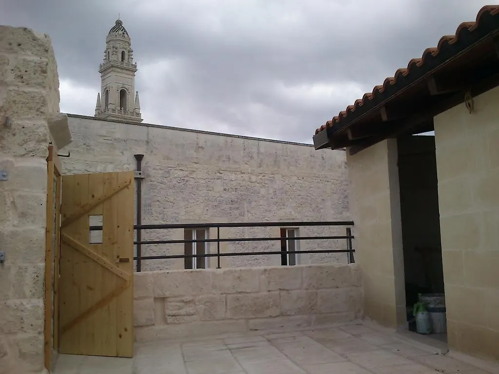 Corte Regina Isabella Appartamento Lecce