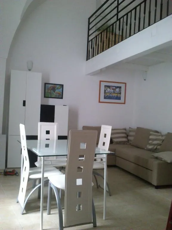 Corte Regina Isabella Apartment Lecce